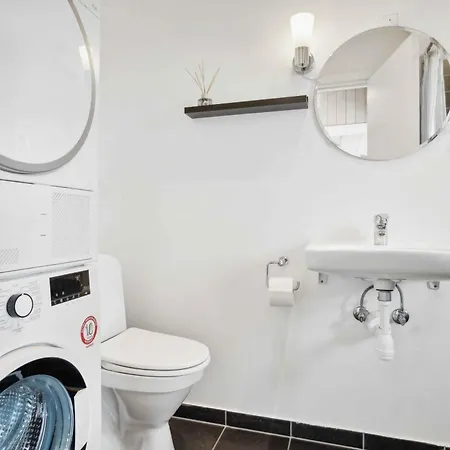 Hébergement de vacances Lovely Summer House In *