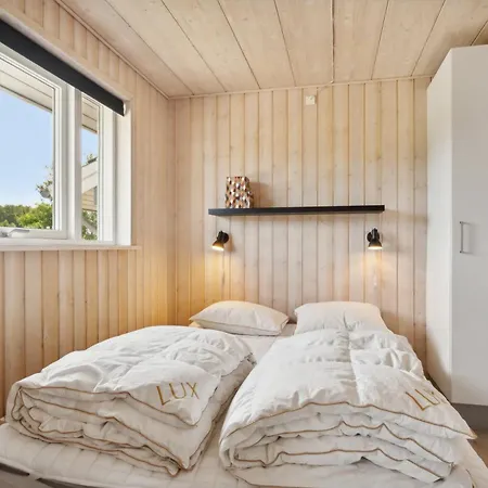 Lovely Summer House In هادرسليف